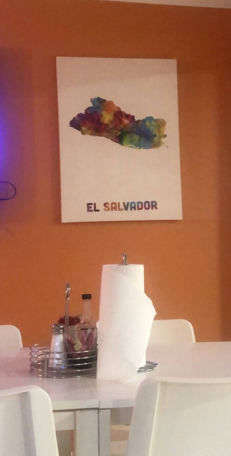 la surenita restaurant | restaurant | 207 E 2nd St, Irving, TX 75060, USA | 4696238384 OR +1 469-623-8384