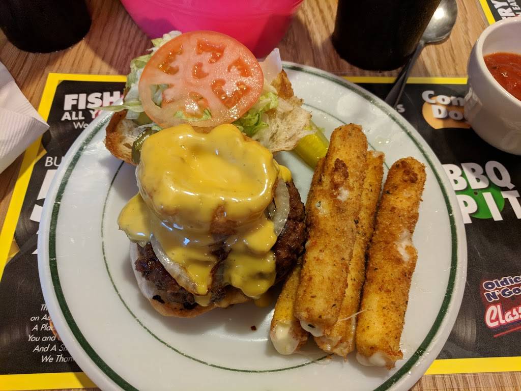 Oldies & Goodies Family Diner | restaurant | 641 Massillon Rd, Akron, OH 44306, USA | 3307333878 OR +1 330-733-3878