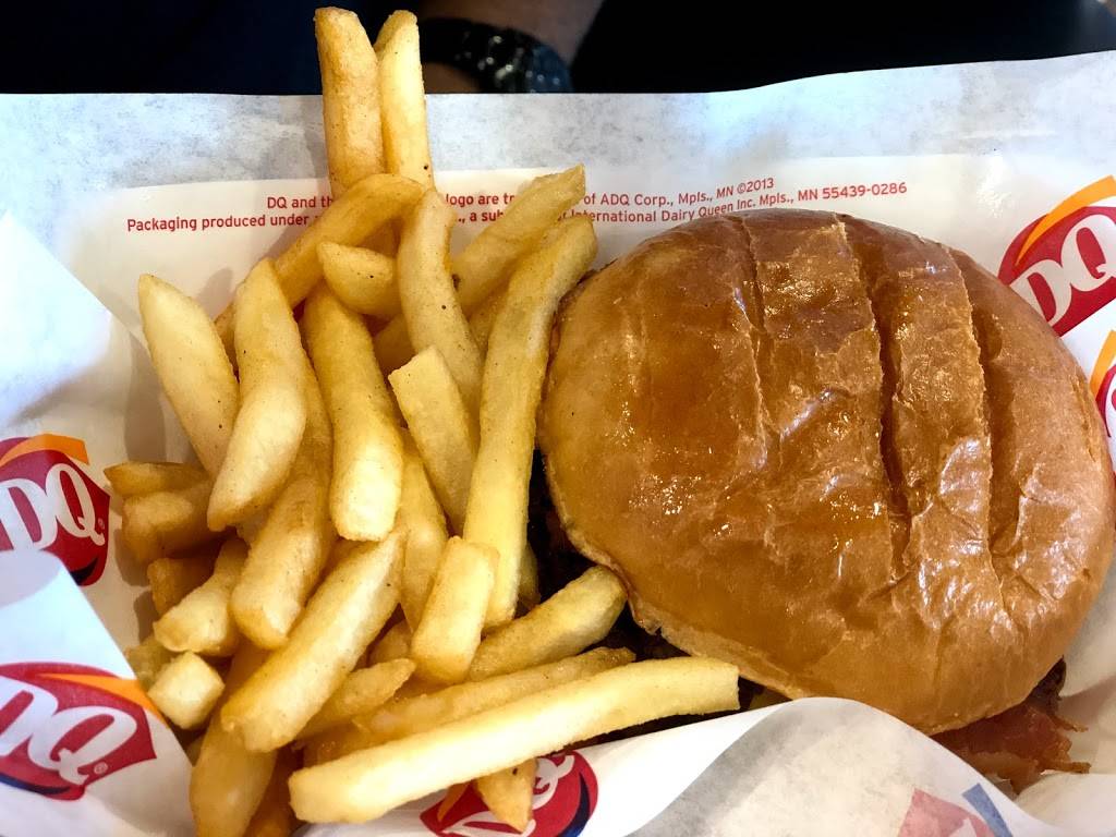 Dairy Queen Grill & Chill | restaurant | 1100 W 135th Terrace, Kansas City, MO 64145, USA | 8162161179 OR +1 816-216-1179