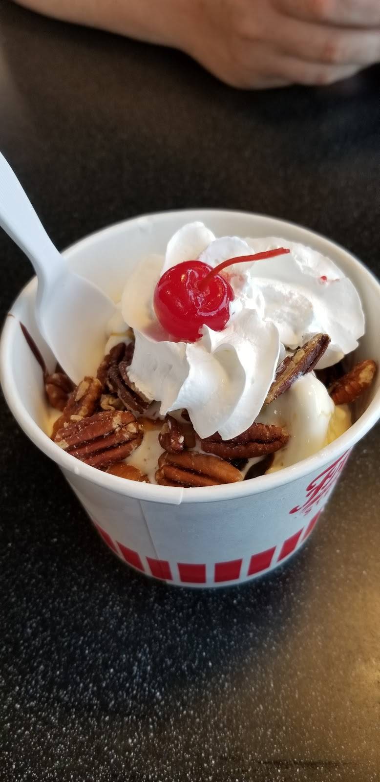 Freddys Frozen Custard & Steakburgers | restaurant | 11708 Retail Dr, Wake Forest, NC 27587, USA | 9195549833 OR +1 919-554-9833