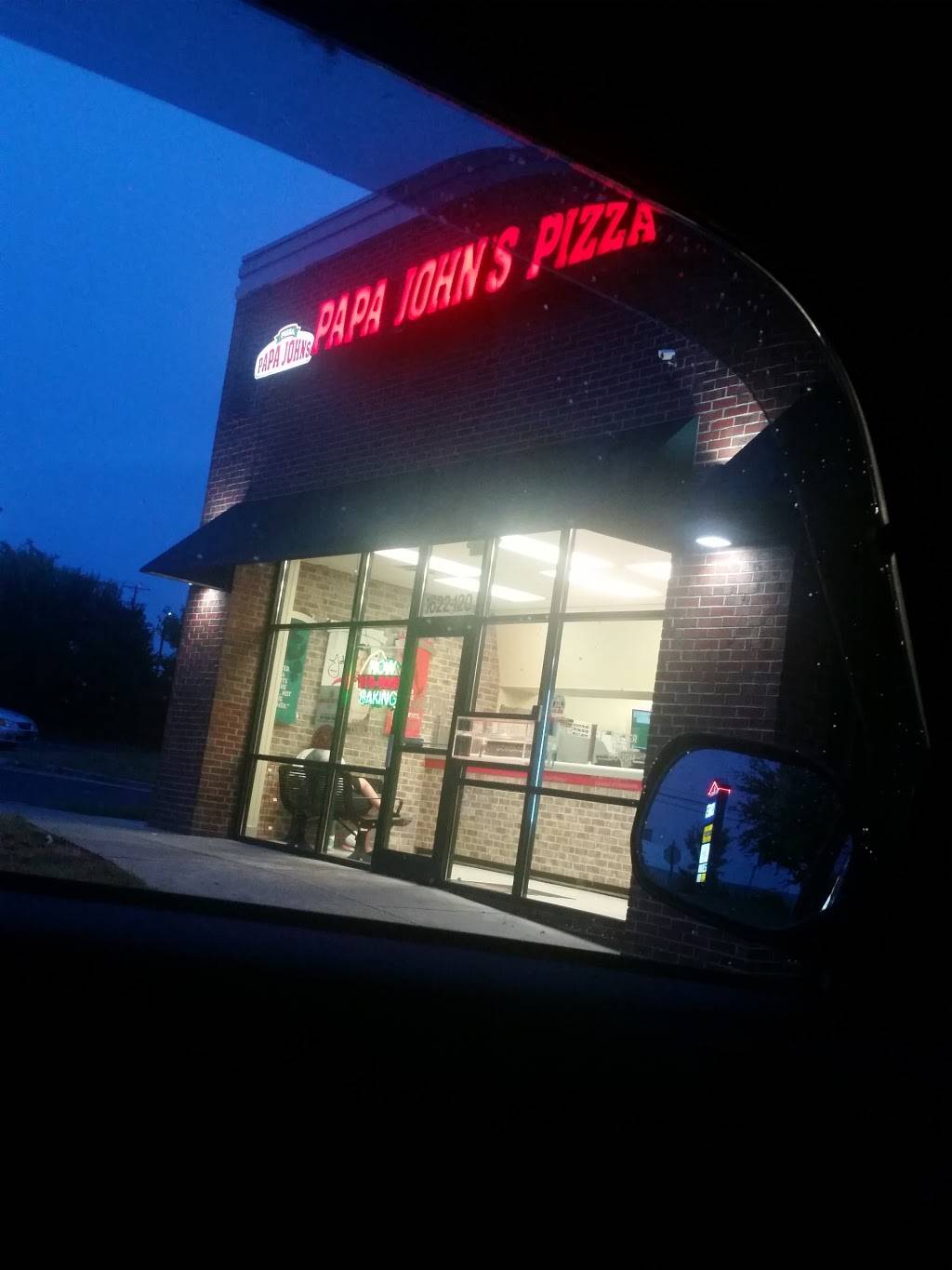 Papa Johns Pizza | restaurant | 1622 Stanley Rd Ste 120, Greensboro, NC 27407, USA | 3363160888 OR +1 336-316-0888