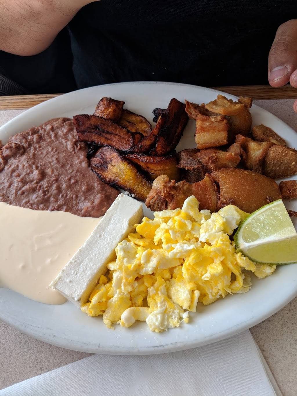 Sabor Centroamericano | restaurant | 2519 Park Dr, Kansas City, KS 66102, USA | 9132619181 OR +1 913-261-9181