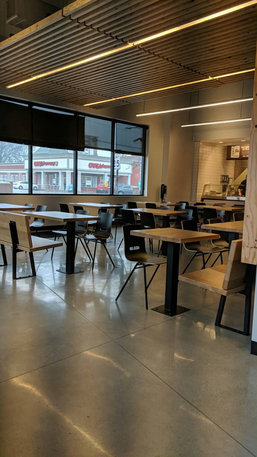 Chipotle Mexican Grill | restaurant | 11638 Clifton Blvd, Cleveland, OH 44102, USA | 2169612491 OR +1 216-961-2491