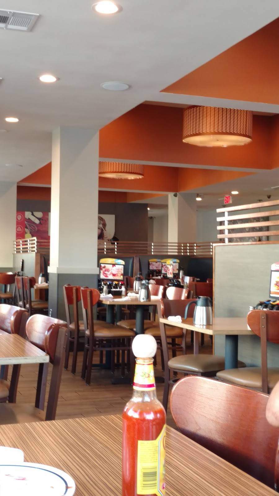 IHOP | restaurant | 9012 Tampa Ave, Northridge, CA 91324, USA | 8182806605 OR +1 818-280-6605