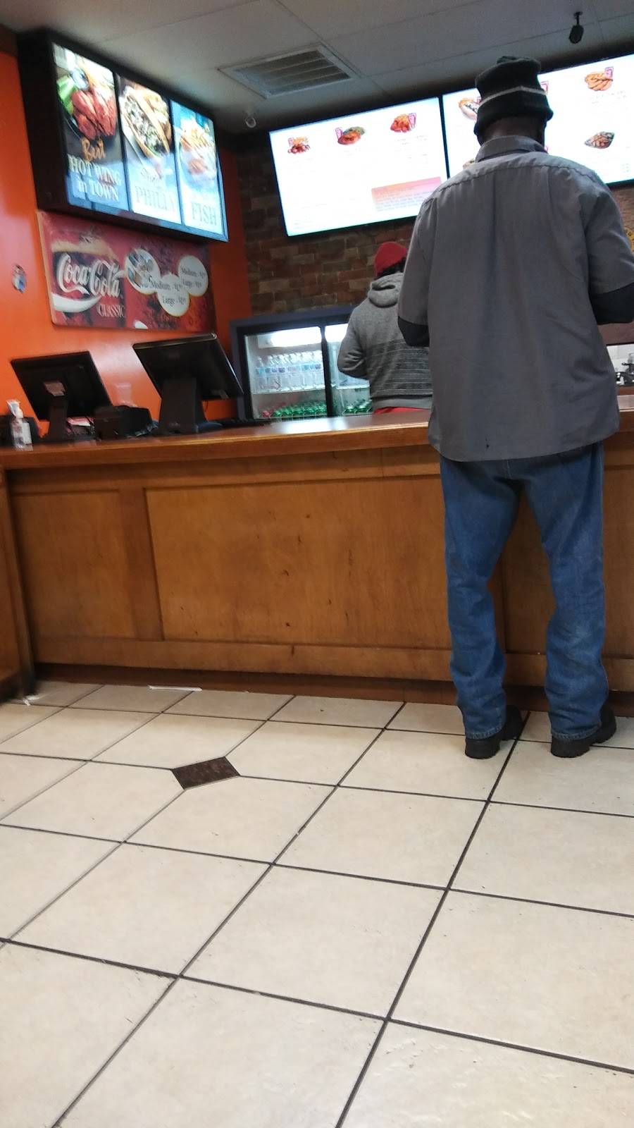 J Buffalo Wings | restaurant | 2375 Wesley Chapel Rd #14, Decatur, GA 30035, USA | 7703237222 OR +1 770-323-7222