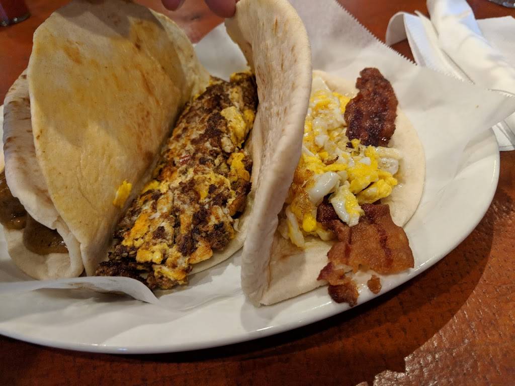 Checos Mexican & American Grill | restaurant | 5999 De Zavala Rd #136 In Post Office Center, San Antonio, TX 78249, USA | 2105585300 OR +1 210-558-5300