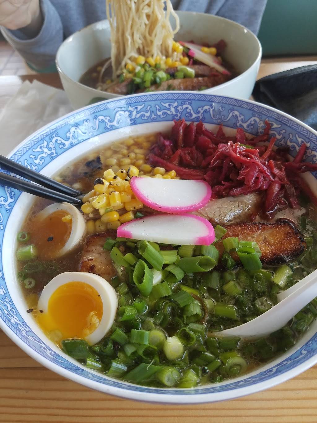 Welcome Chicken and Donuts | restaurant | 1535 E Buckeye Rd, Phoenix, AZ 85034, USA | 6022581655 OR +1 602-258-1655