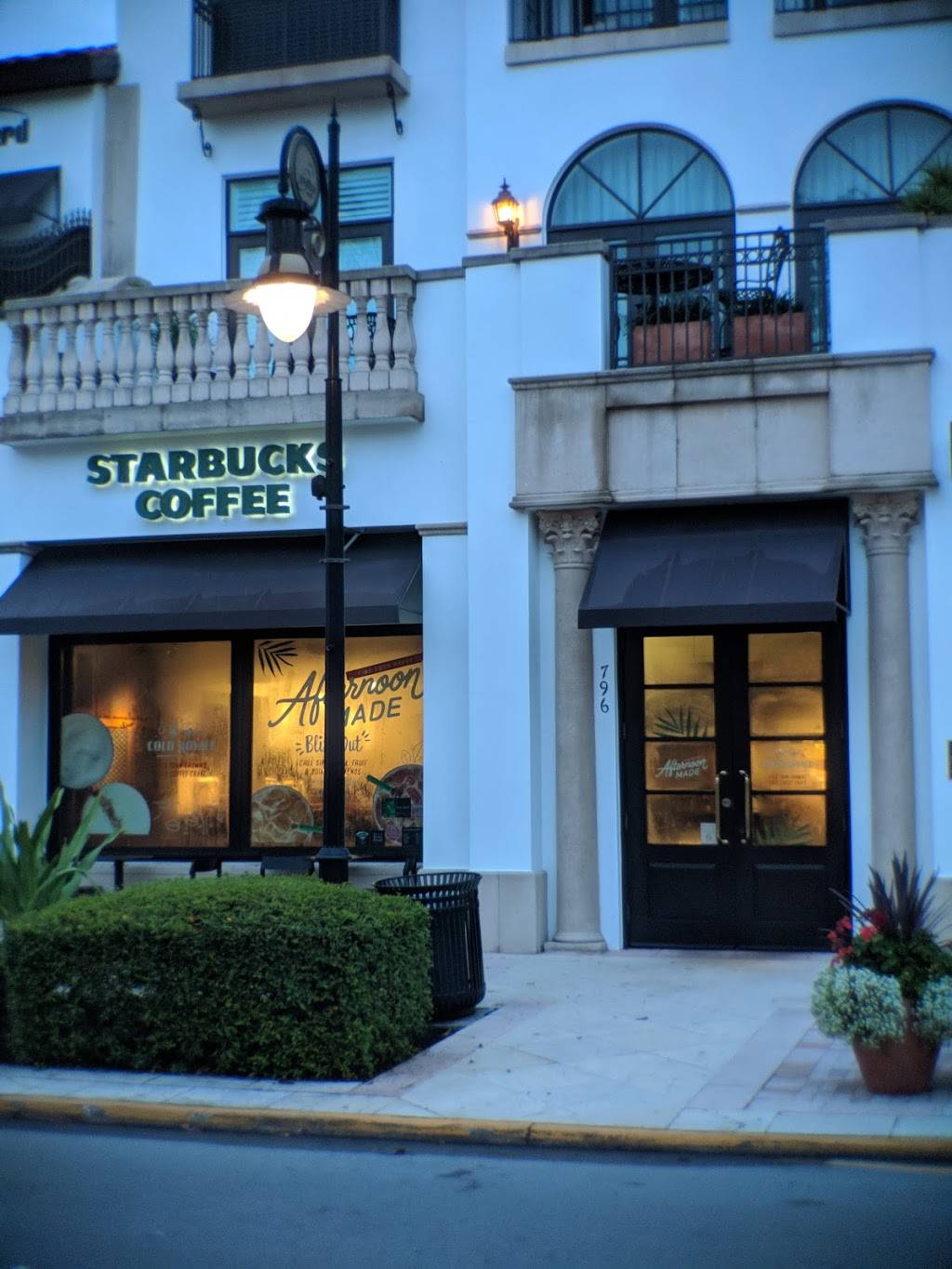 Starbucks | cafe | 796 5th Ave S Suite #101, Naples, FL 34102, USA | 2392139900 OR +1 239-213-9900