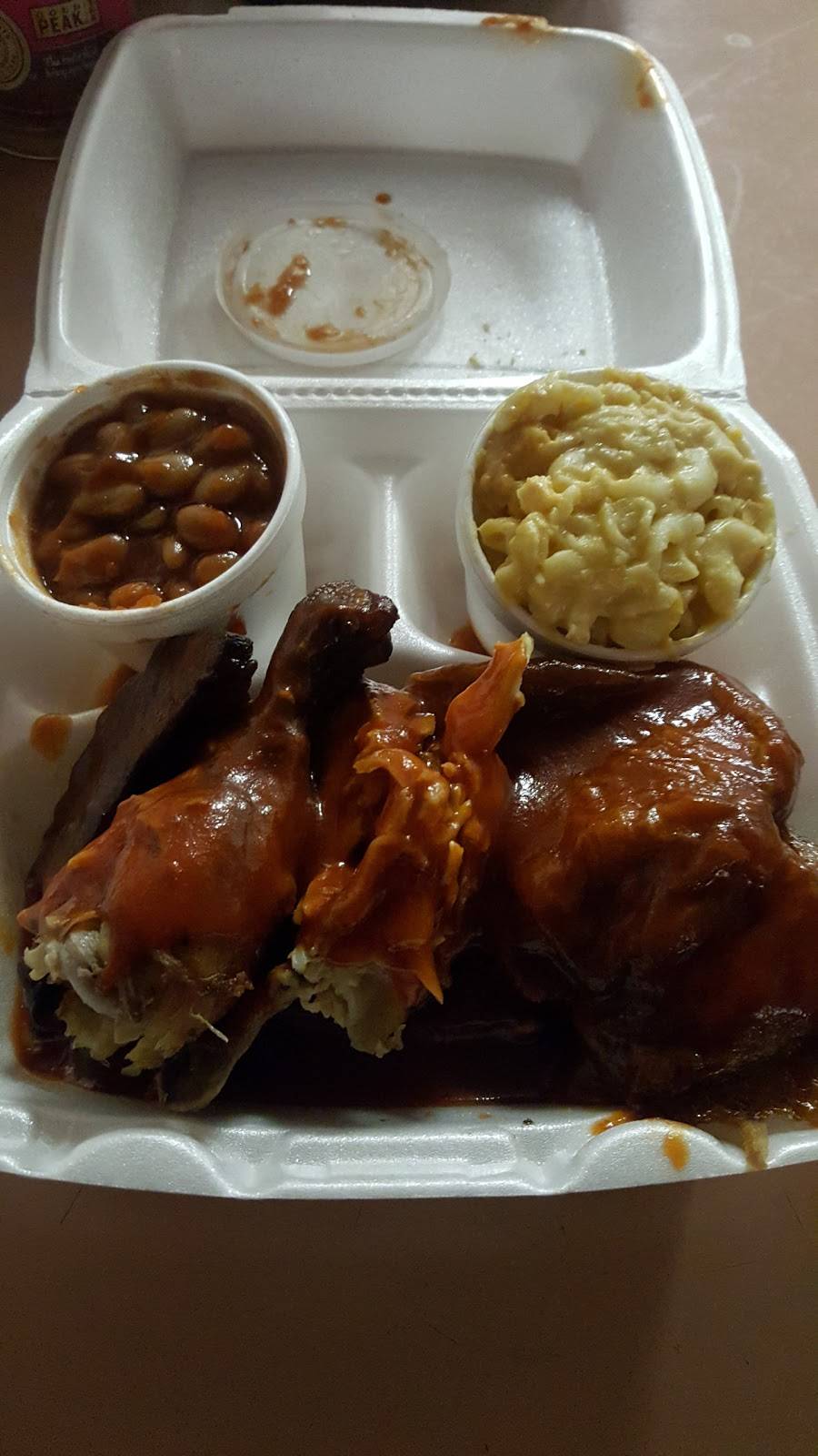 Bar-B-Q Heaven | restaurant | 2515 Doctor M.L.K. Jr St, Indianapolis, IN 46208, USA | 3179261667 OR +1 317-926-1667