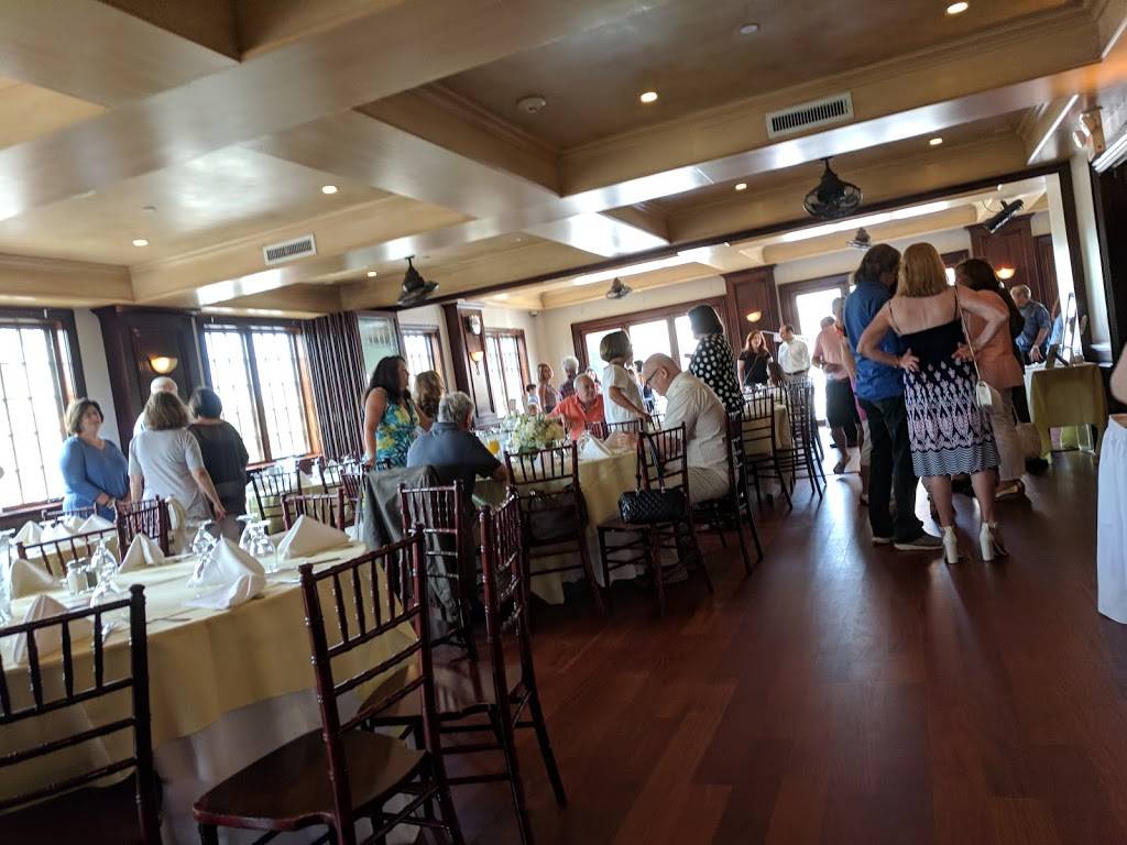 Molly Spillanes | restaurant | 211 Mamaroneck Ave, Mamaroneck, NY 10543, USA | 9148993130 OR +1 914-899-3130