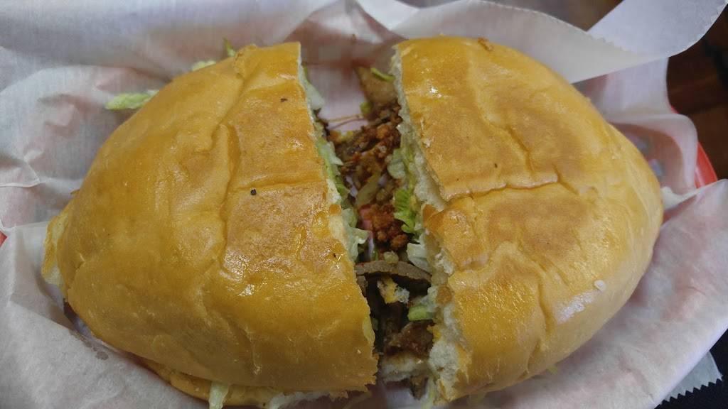 La Tiendita On Market | restaurant | 111 W Market St, New Albany, IN 47150, USA | 8126712612 OR +1 812-671-2612