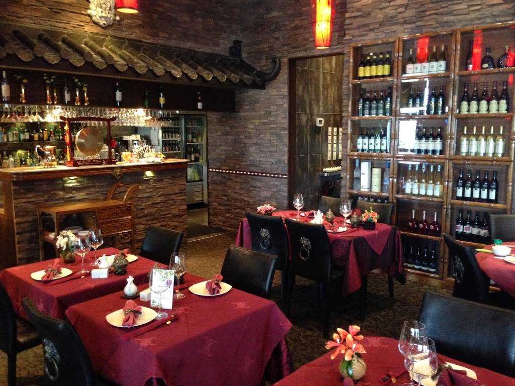 Cynthias Chinese Restaurant | meal delivery | 2460 Neyagawa Blvd #1, Oakville, ON L6H 7P4, Canada | 9053381818 OR +1 905-338-1818