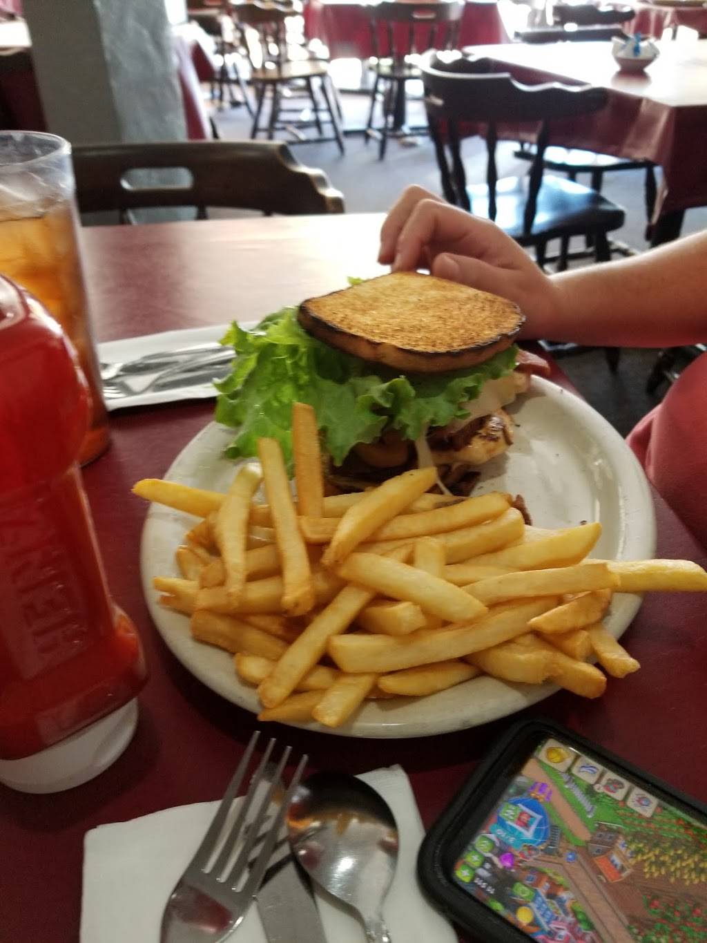 Jerry Bobs Family Restaurant | restaurant | 7939 N Oracle Rd, Tucson, AZ 85704, USA | 5208789360 OR +1 520-878-9360