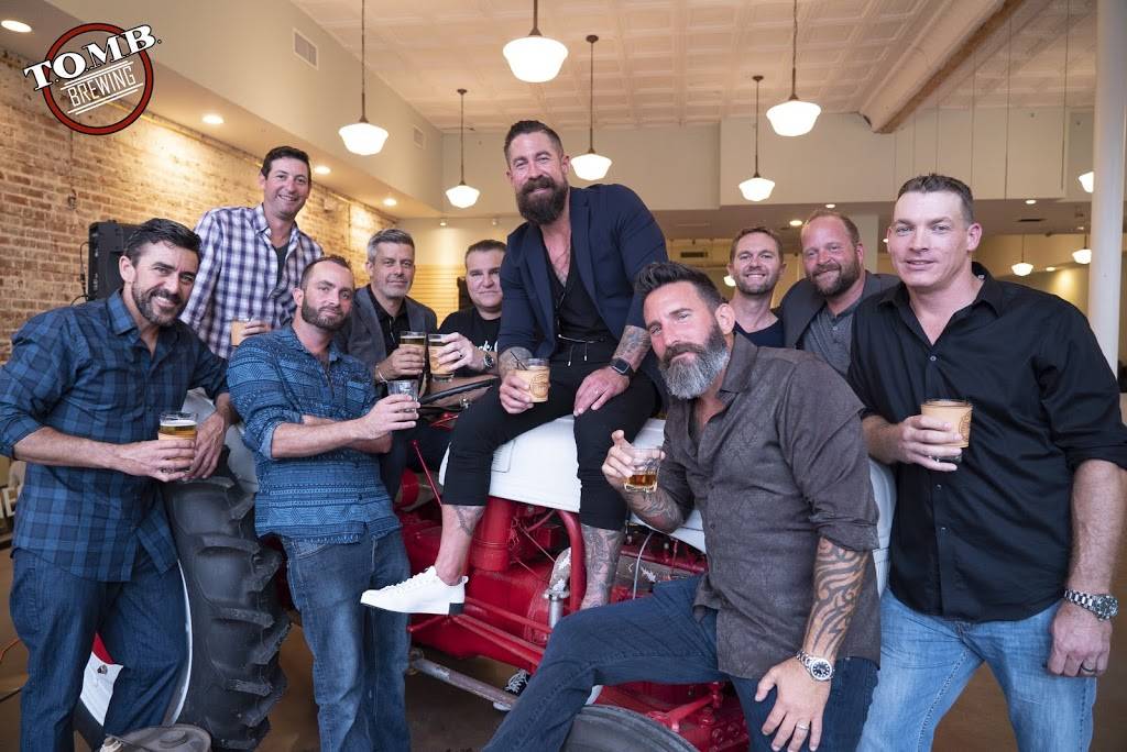 Tavern on Main Brewery "T.O.M.B" | restaurant | 1468 Main St, Sarasota, FL 34236, USA | 9419531139 OR +1 941-953-1139