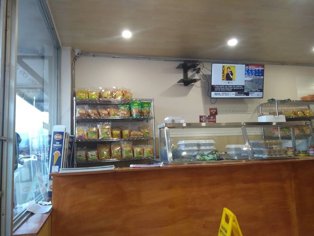 Garthy Takeout and Catering | restaurant | 1204 Simcoe St N, Oshawa, ON L1G 7W9, Canada | 9052407021 OR +1 905-240-7021