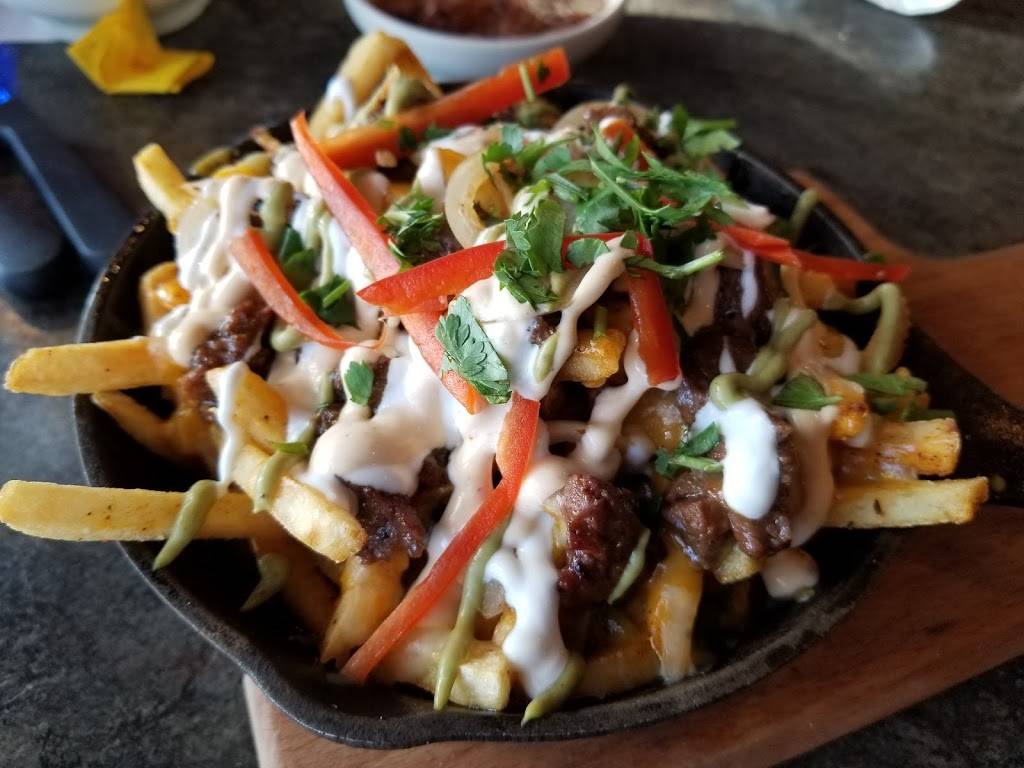 Chevys Fresh Mex | restaurant | 157 Plaza Dr, Vallejo, CA 94591, USA | 7076441373 OR +1 707-644-1373