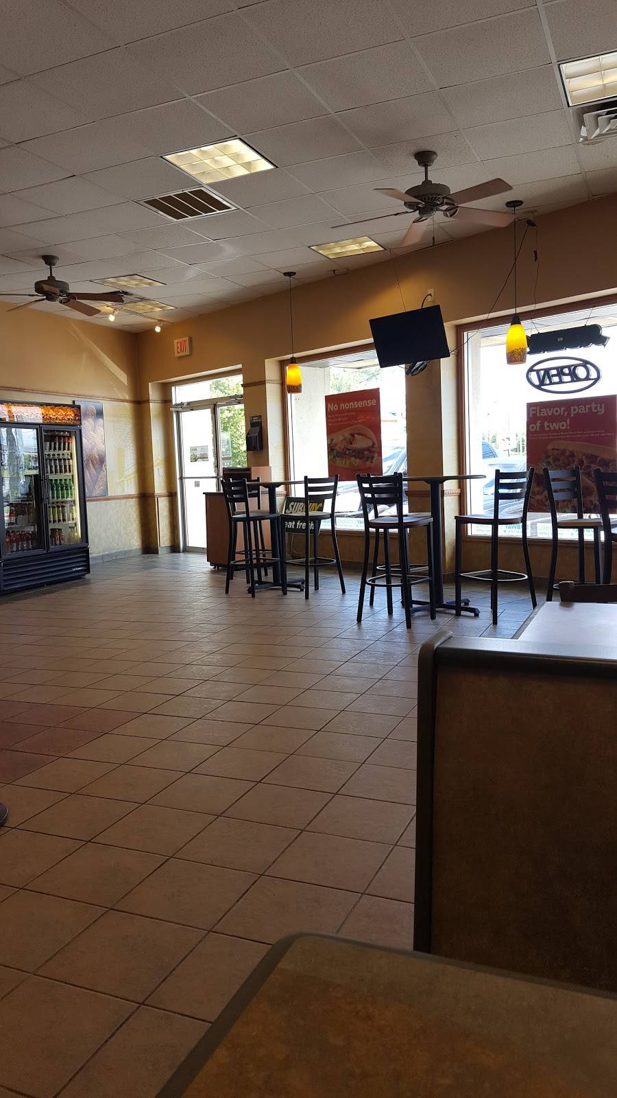 Subway | restaurant | 910 Hooper Ave, Toms River, NJ 08755, USA | 7329149700 OR +1 732-914-9700