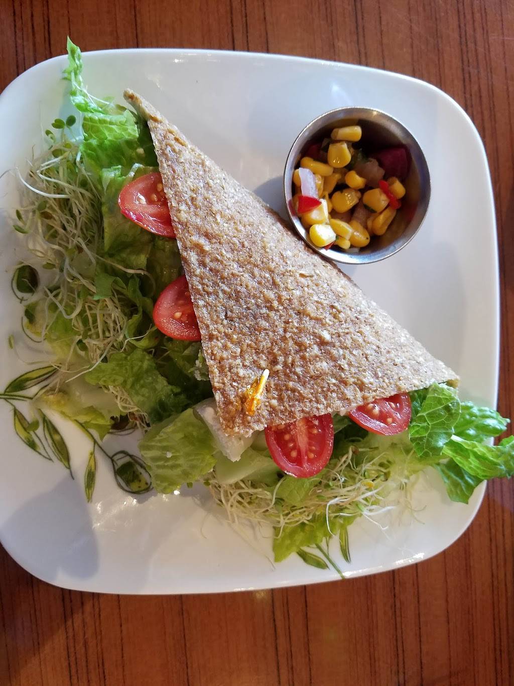 Leafy Greens Cafe | restaurant | 1626 Central Ave, St. Petersburg, FL 33712, USA | 7272897087 OR +1 727-289-7087