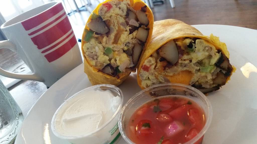 The Magnolia Cafe of Palatka LLC | cafe | 705 St Johns Ave, Palatka, FL 32177, USA | 3865302740 OR +1 386-530-2740