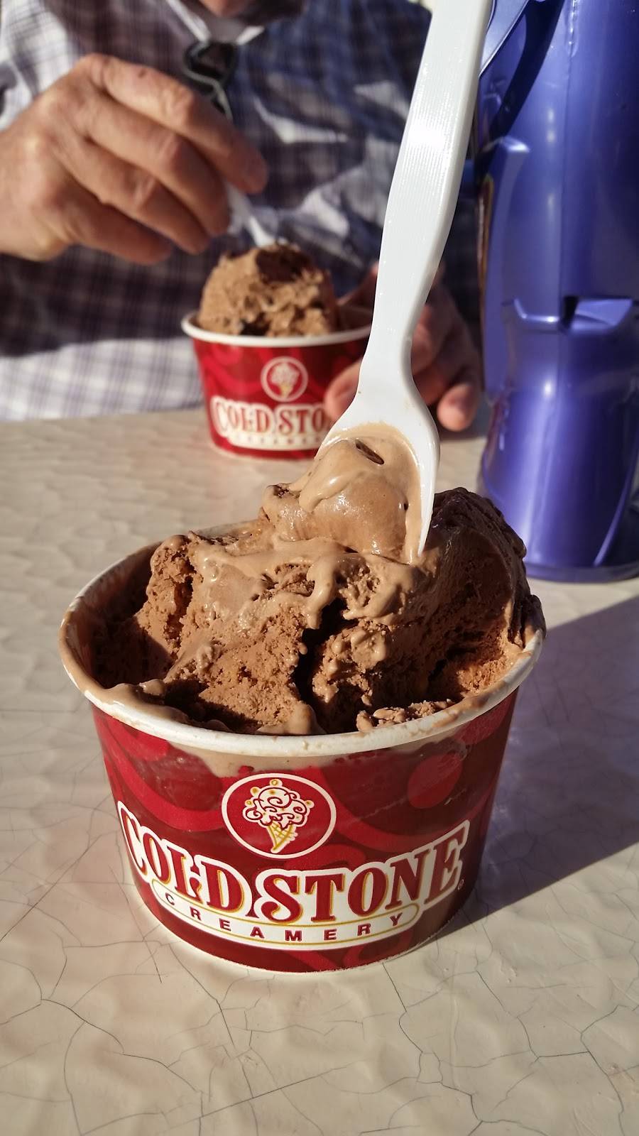 Cold Stone Creamery | bakery | 26101 Magic Mountain Pkwy, Valencia, CA 91355, USA | 6612554704 OR +1 661-255-4704
