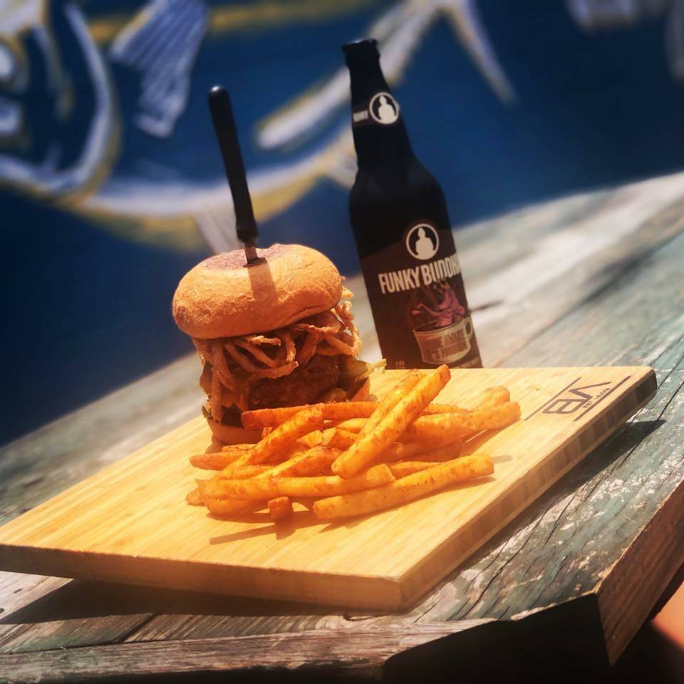 Break Awayz At The Beach | restaurant | 819 N Ocean Shore Blvd, Flagler Beach, FL 32136, USA | 3864397700 OR +1 386-439-7700