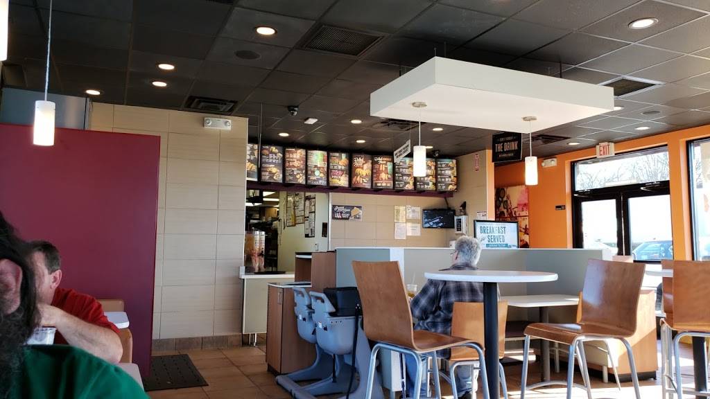 Taco Bell | meal takeaway | 2389 Fairview Blvd, Fairview, TN 37062, USA | 6157990390 OR +1 615-799-0390