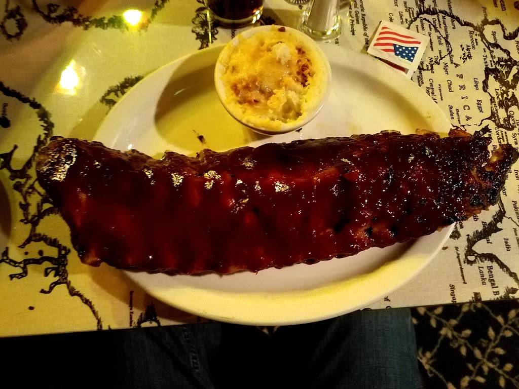 Bavarian Inn | restaurant | 104 E Main St, Lena, WI 54139, USA | 9208295168 OR +1 920-829-5168