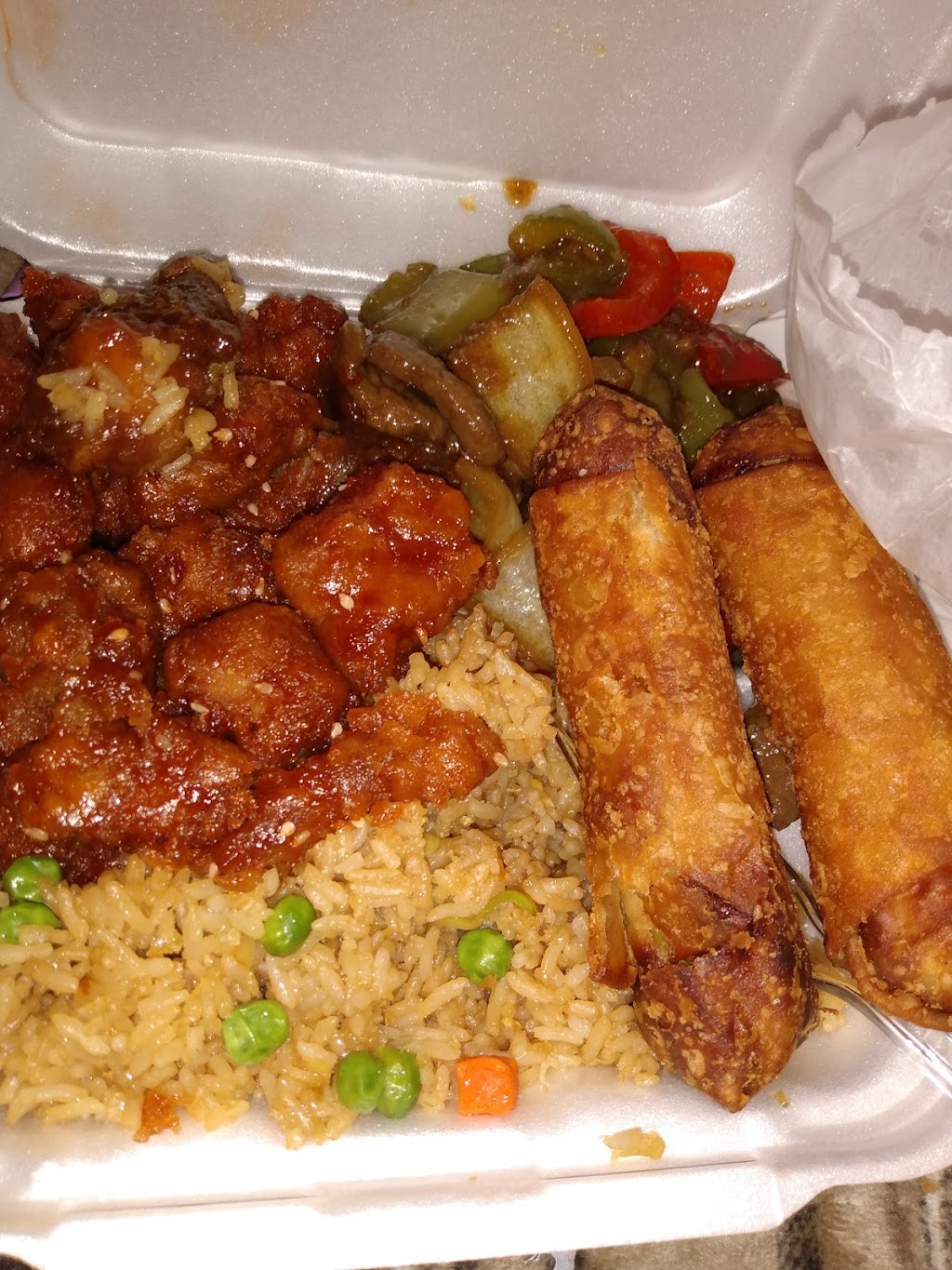 China Express | restaurant | 406 Enrique M. Barrera Pkwy, San Antonio, TX 78237, USA | 2108887848 OR +1 210-888-7848