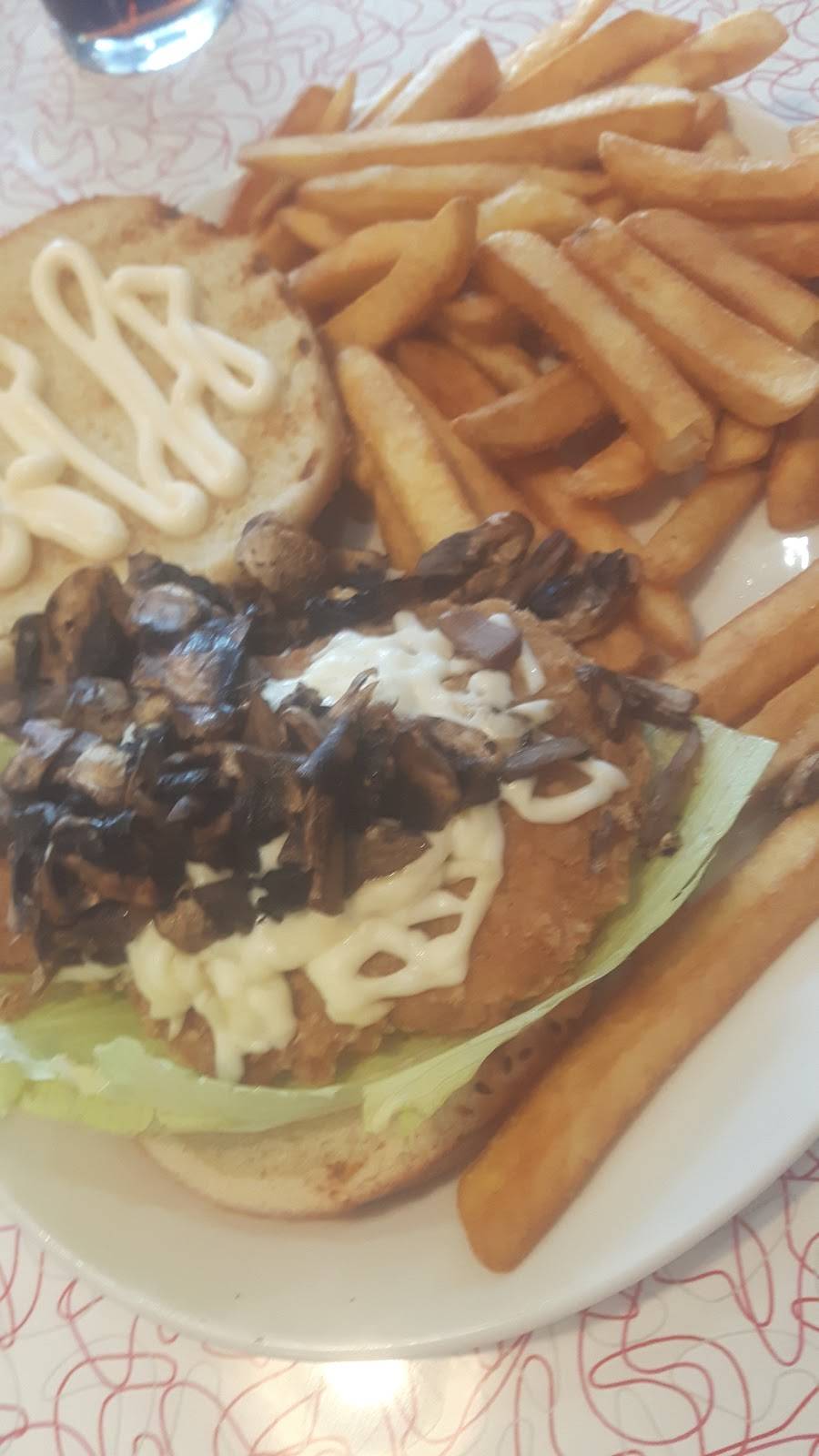 Wimpy’s Diner | restaurant | 347 Bayfield St Unit #1, Barrie, ON L4M 3C3, Canada | 7055037200 OR +1 705-503-7200