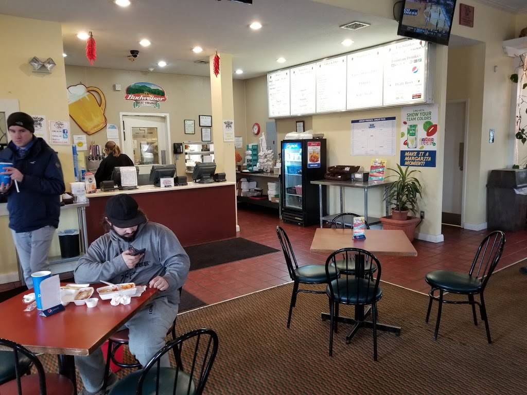 Wings Olé | restaurant | 1125 University Ave, Morgantown, WV 26505, USA | 3042964486 OR +1 304-296-4486