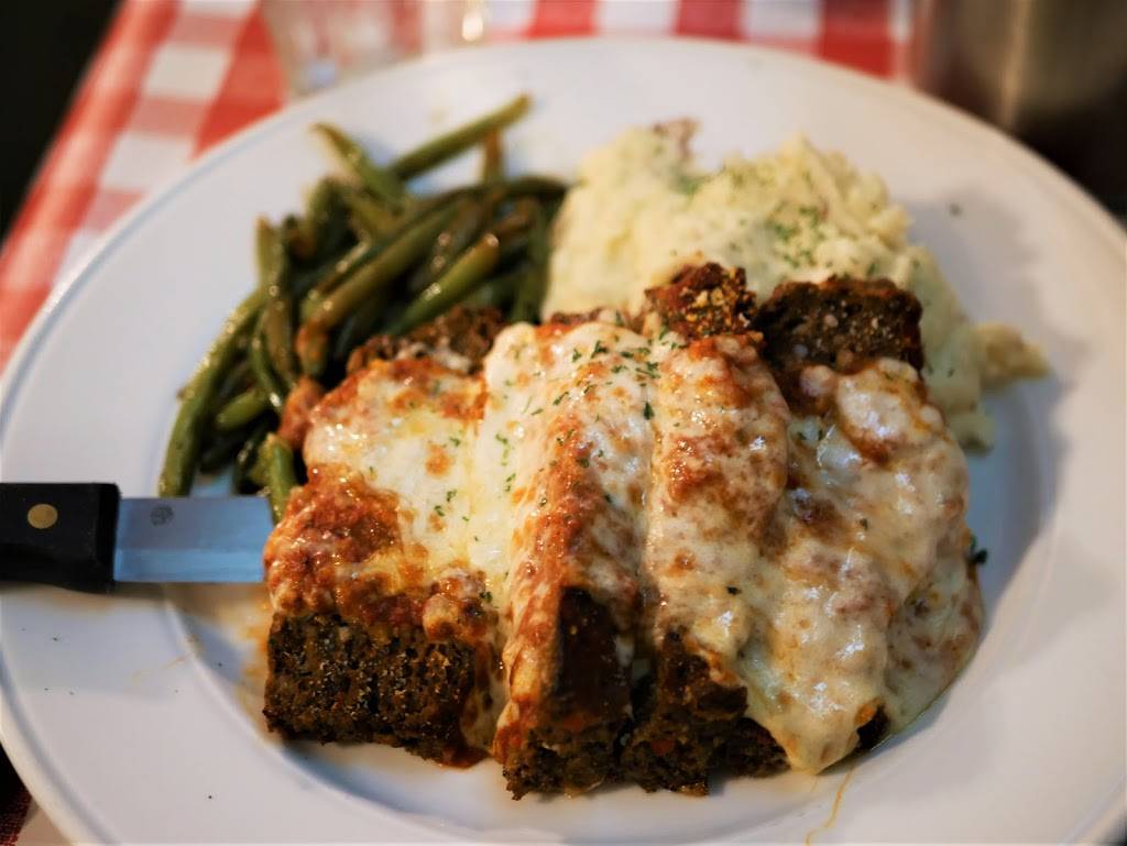 Freddies Restaurant | restaurant | 111 K Avenue, Kure Beach, NC 28449, USA | 9104585979 OR +1 910-458-5979