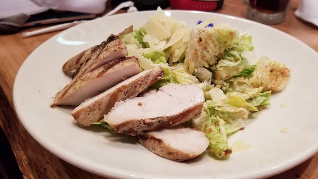 Via Napoli Ristorante e Pizzeria | restaurant | 1510 Avenue of the Stars, Orlando, FL 32830, USA | 4075608050 OR +1 407-560-8050