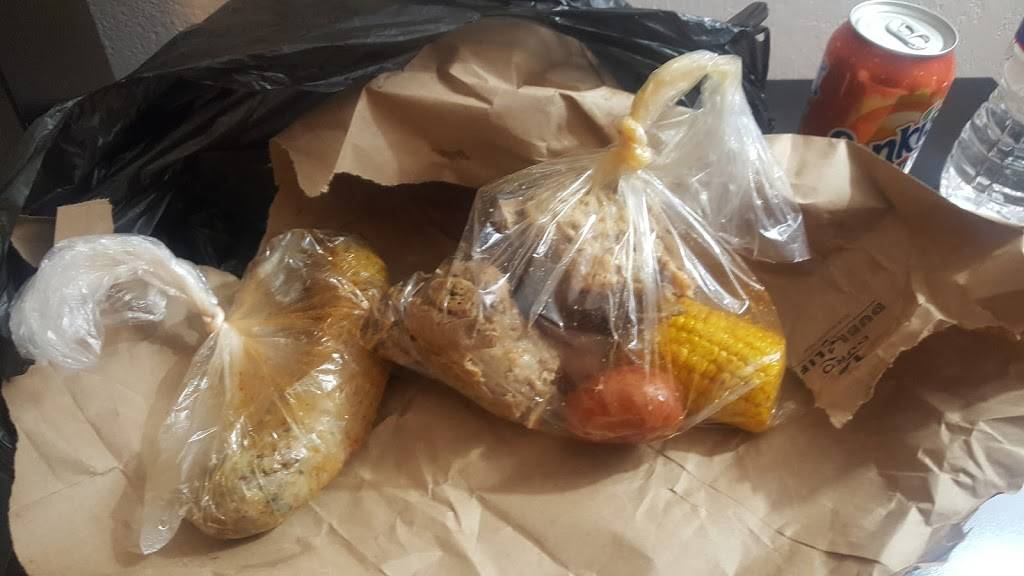 Lil Animals Seafood & More! | restaurant | 7828 Line Ave, Shreveport, LA 71106, USA | 3186708786 OR +1 318-670-8786