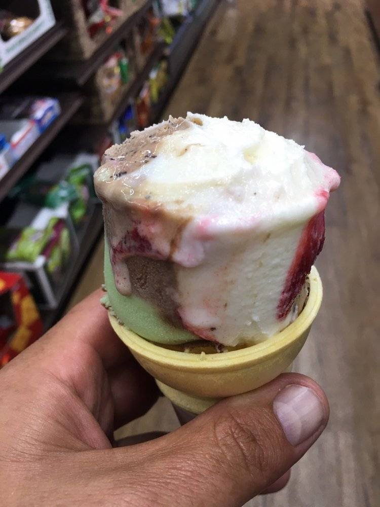 San Diego Wine & Spirits | restaurant | 2244 San Diego Ave A, San Diego, CA 92110, USA | 6192983612 OR +1 619-298-3612