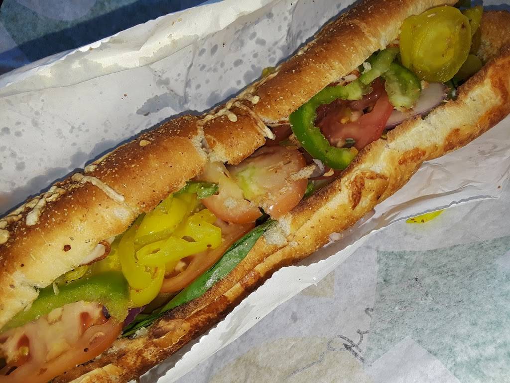 Subway Restaurants | restaurant | Shopping Center, 11430 San Pablo Ave Suite 700, El Cerrito, CA 94530, USA | 5102352640 OR +1 510-235-2640