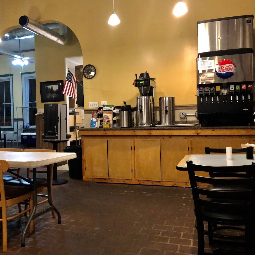 The Railroad Cafe | restaurant | 117 Lowe St, Fort Valley, GA 31030, USA | 4788275252 OR +1 478-827-5252