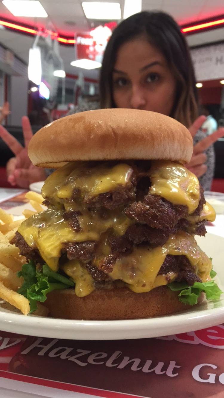 Steak n Shake | restaurant | 12035 E Colonial Dr, Orlando, FL 32826, USA | 4073842266 OR +1 407-384-2266