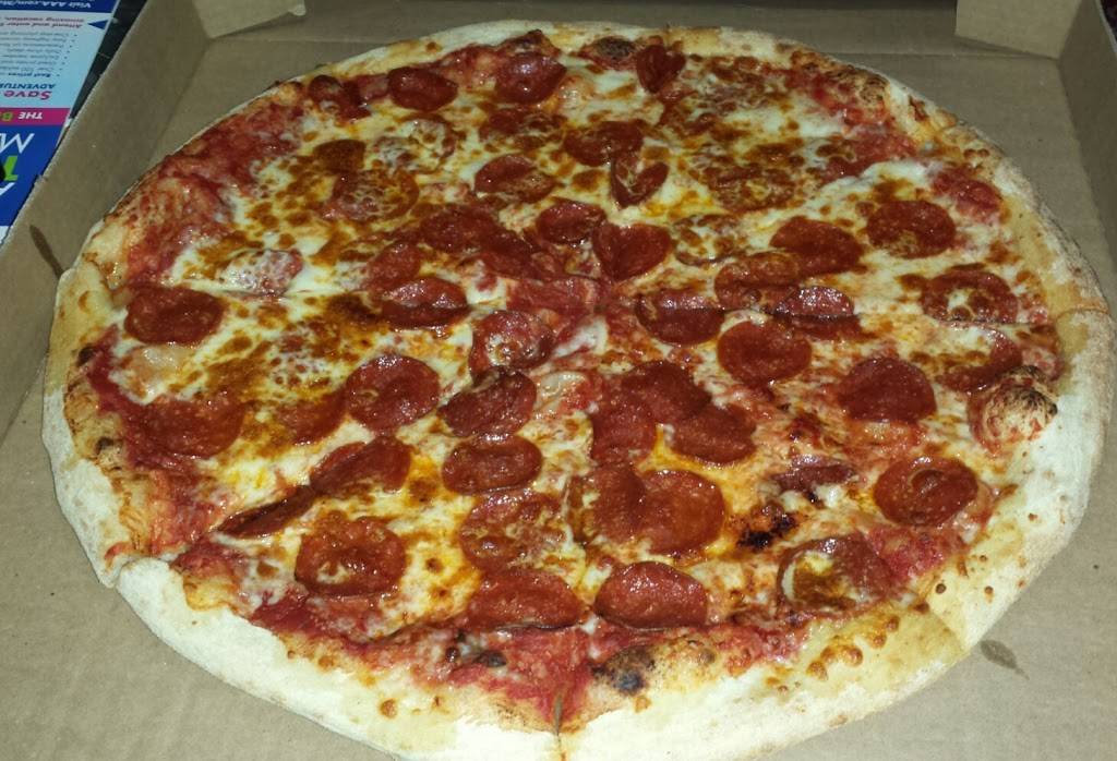 The Circle Pizza | restaurant | 356 Chestnut Hill Ave, Brighton, MA 02135, USA | 6174878868 OR +1 617-487-8868