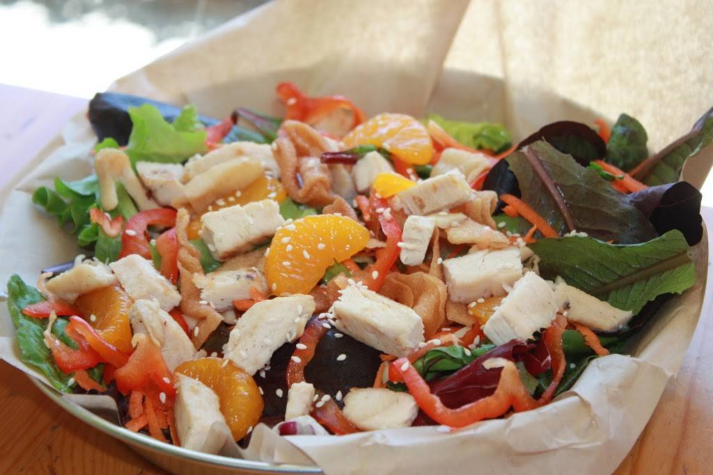 Breakroom Juice Bar & Cafe | restaurant | 22941 Ventura Blvd Unit#A, Woodland Hills, CA 91364, USA | 8184564467 OR +1 818-456-4467