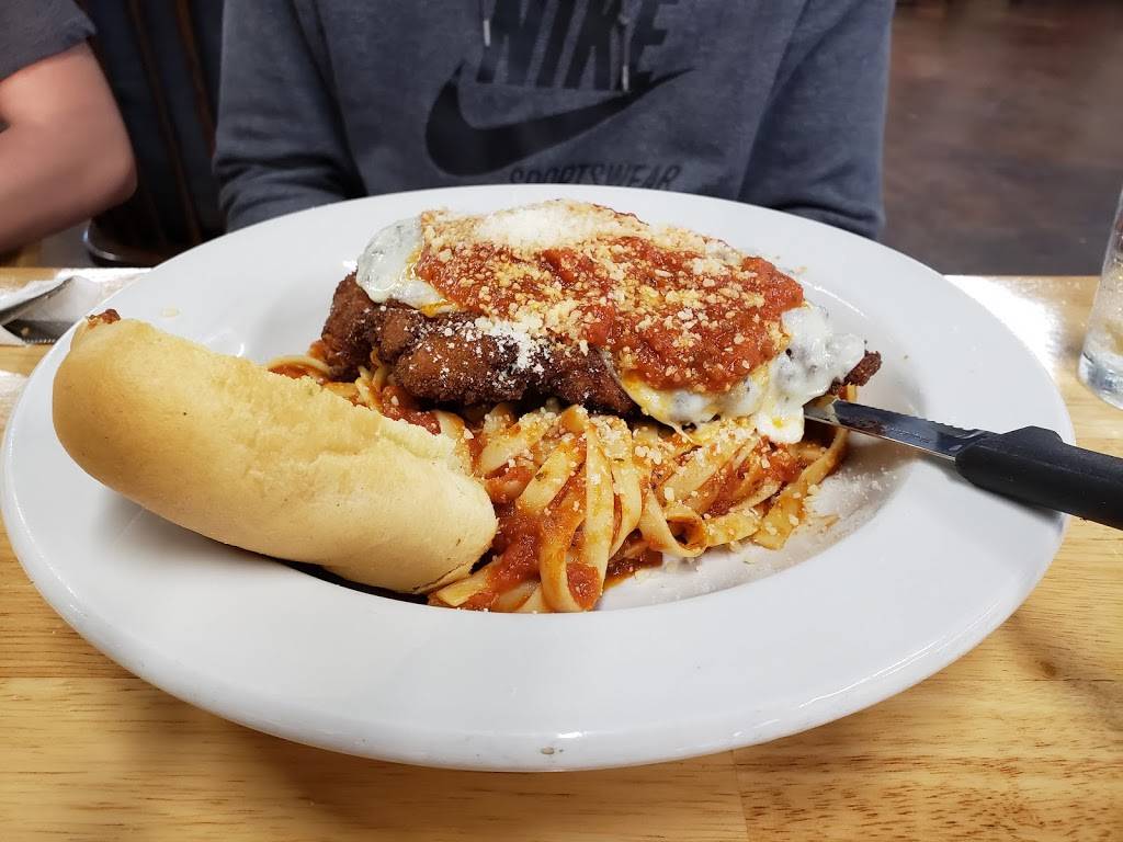 Farm Fresh Steakhouse And Bakery | restaurant | 701-7 N, McCroskey St, Nixa, MO 65714, USA | 4177705910 OR +1 417-770-5910