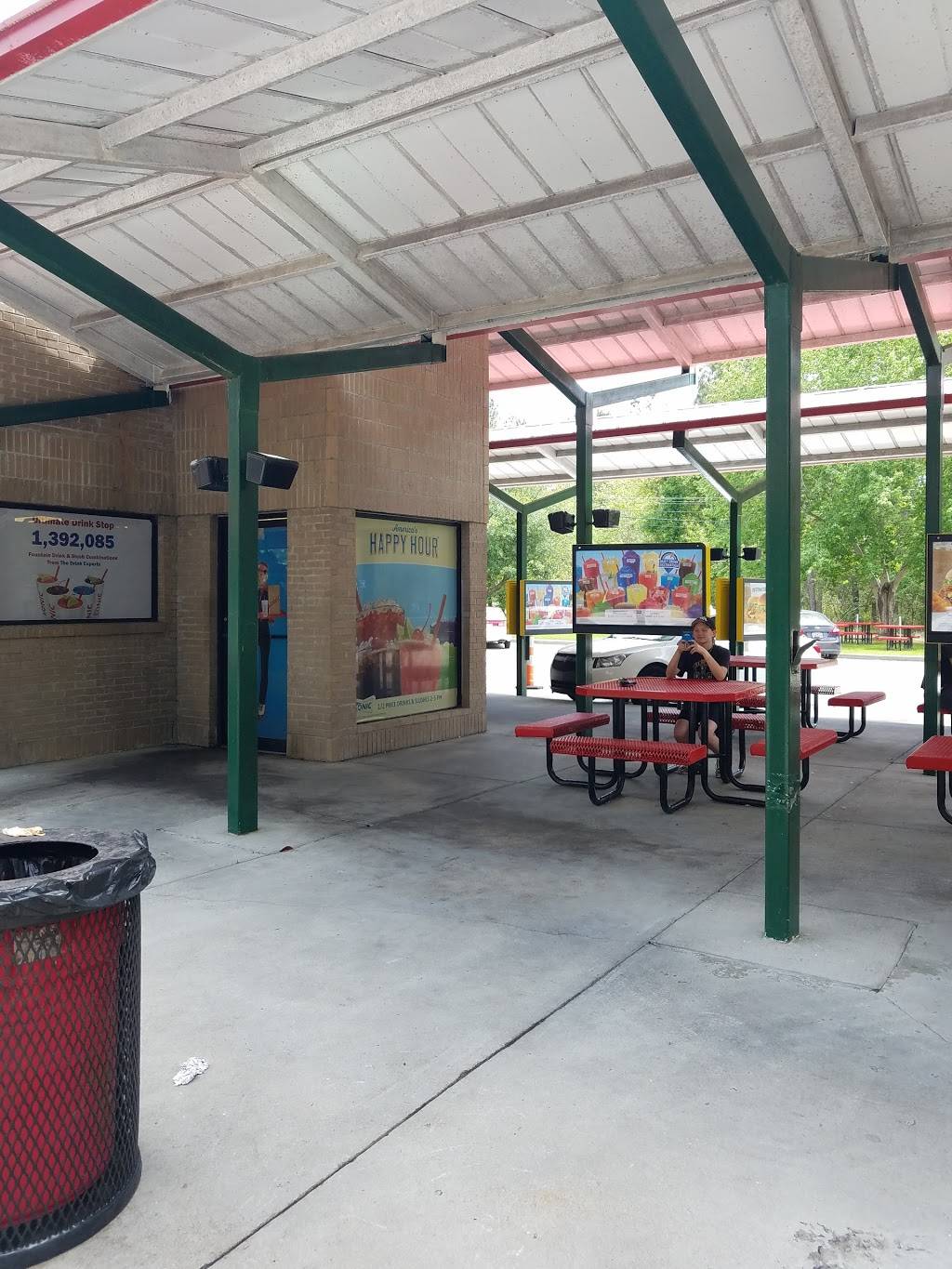 Sonic Drive-In | restaurant | 3418 Shelby Ray Ct, Charleston, SC 29414, USA | 8437699830 OR +1 843-769-9830