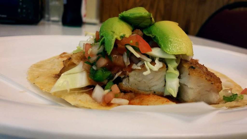 El Sombrero | restaurant | 245 Center St, Healdsburg, CA 95448, USA | 7074333818 OR +1 707-433-3818