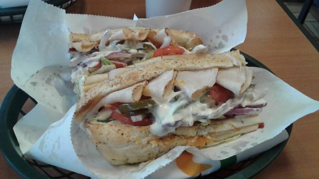 Subway | restaurant | 88 N Main St, Barre, VT 05641, USA | 8024766460 OR +1 802-476-6460