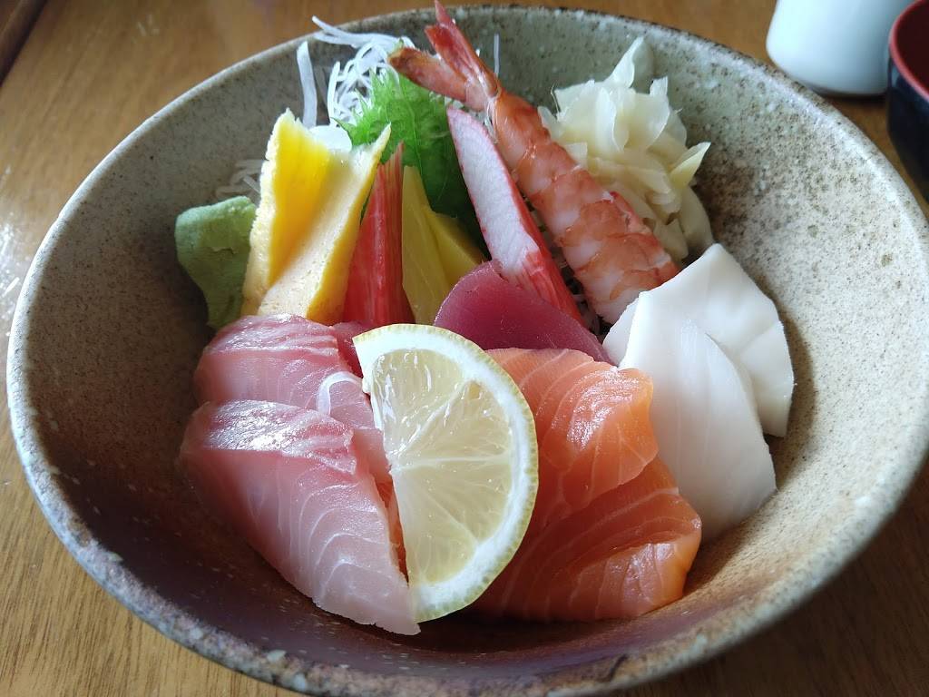 Akira Sushi Bistro | restaurant | 20035 Ashbrook Commons Plaza #176, Ashburn, VA 20147, USA | 7037236799 OR +1 703-723-6799