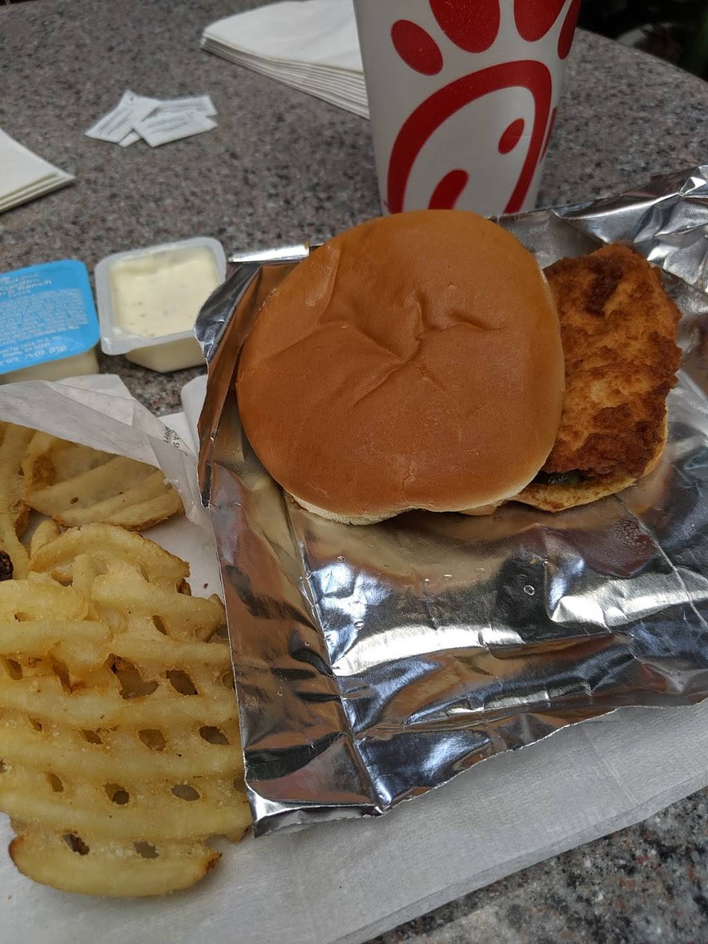 Chick-fil-A | restaurant | 750 Citadel Dr E Ste 2252, Colorado Springs, CO 80909, USA | 7195962786 OR +1 719-596-2786