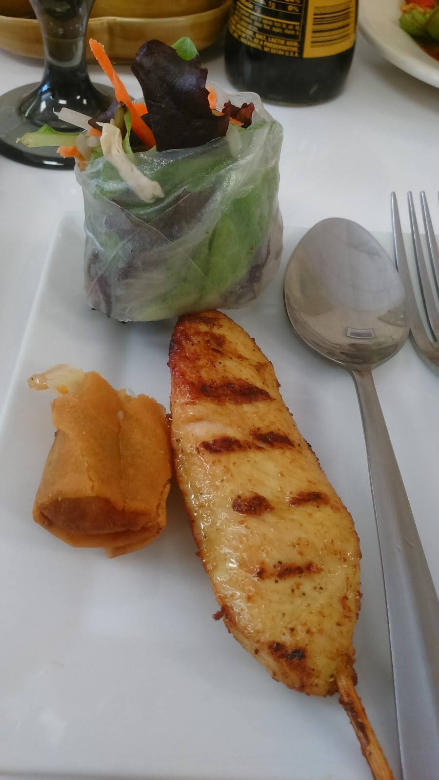 The Dish Thai Fusion Cuisine | restaurant | 11717 Moorpark St, Studio City, CA 91604, USA | 8184232188 OR +1 818-423-2188