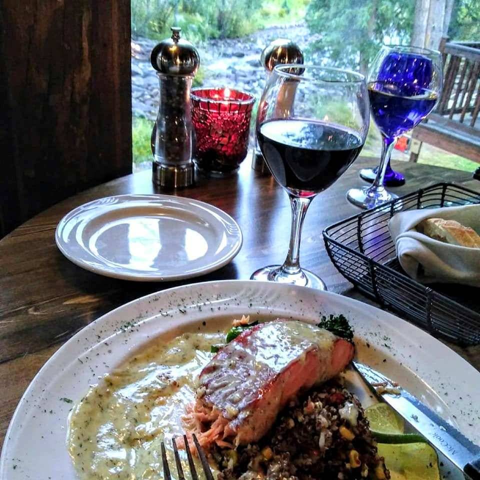 The Historic Rapids Lodge and Restaurant | restaurant | 210 Rapids Ln, Grand Lake, CO 80447, USA | 9706273707 OR +1 970-627-3707