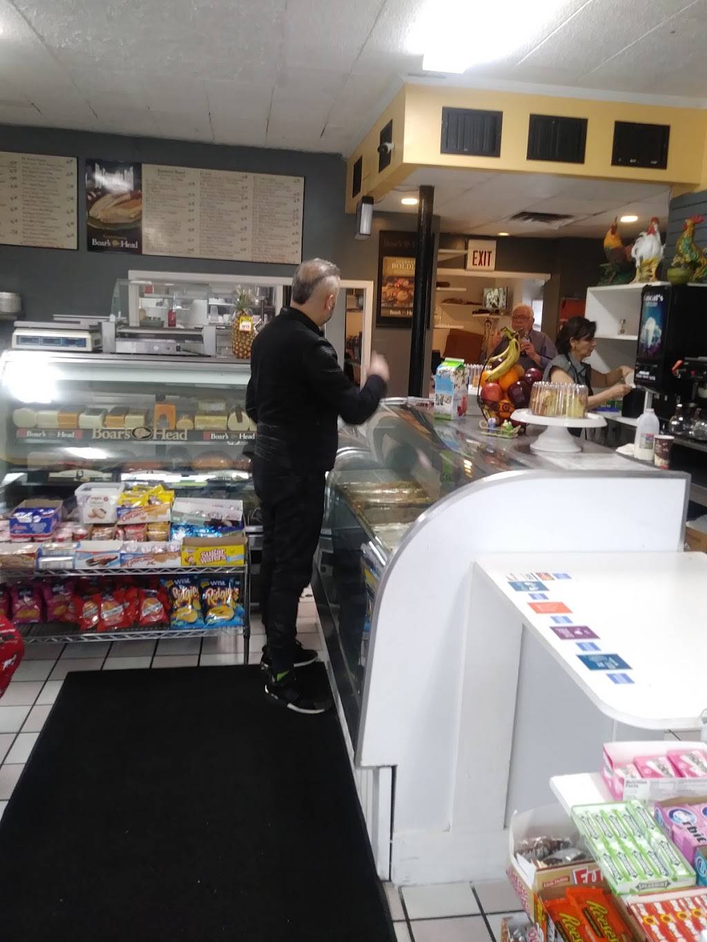 Lockwood deli grocery | cafe | 153 Lockwood Ave, Yonkers, NY 10701, USA | 9144572248 OR +1 914-457-2248