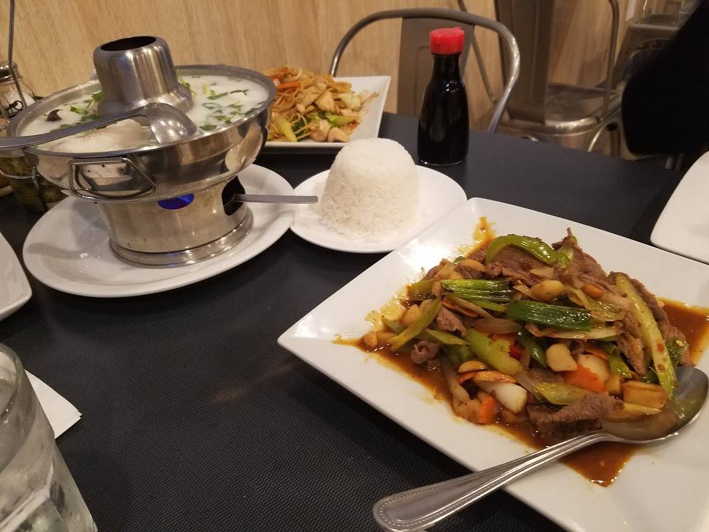 Chutamas Thai Cuisine | restaurant | 8333 Tampa Ave, Northridge, CA 91324, USA | 8186789326 OR +1 818-678-9326