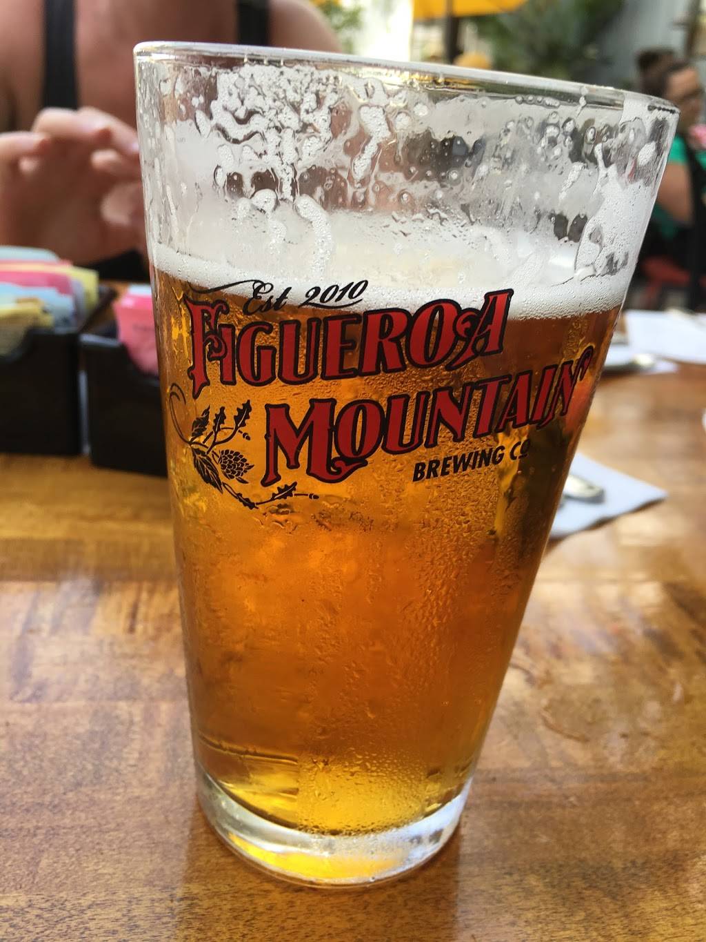 Borrello’s Pizza And Pastaria | restaurant | 3807 Santa Claus Ln, Carpinteria, CA 93013, USA | 8056842209 OR +1 805-684-2209